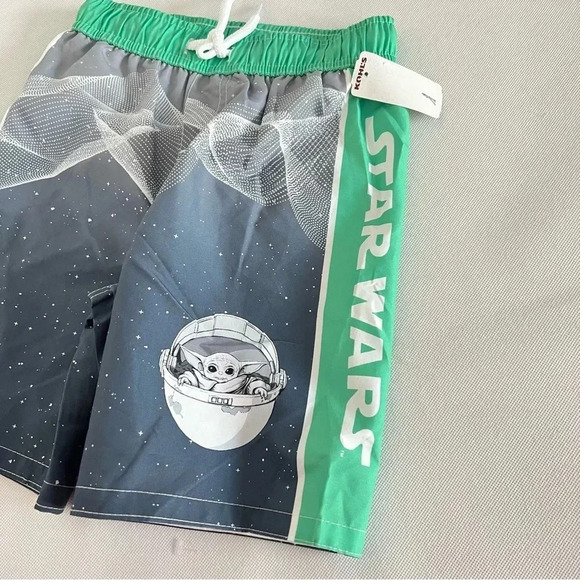 Star Wars Swim Trunk Shorts Gray Baby Yoda Print Size Medium 7/8 Bulit-In Brief - Picture 4 of 5